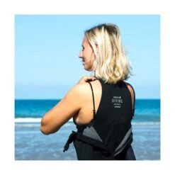 Combinaison Surf Femme Soöruz Divine BackZip 4/3mm Noir / Bordeaux -CRESS Magasin combinaison surf femme sooruz divine backzip 4 3mm noir bordeaux 4